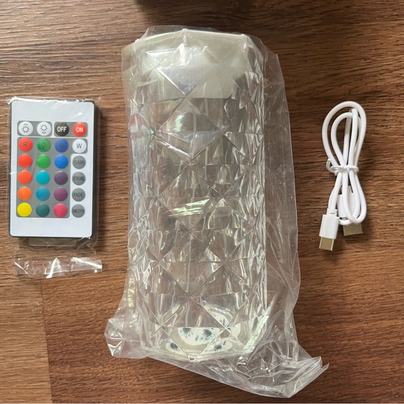 Rose Diamond Table Lamp USB Charging Touch Light Remote Atmosphere Bedside Bar - Picture 4 of 8